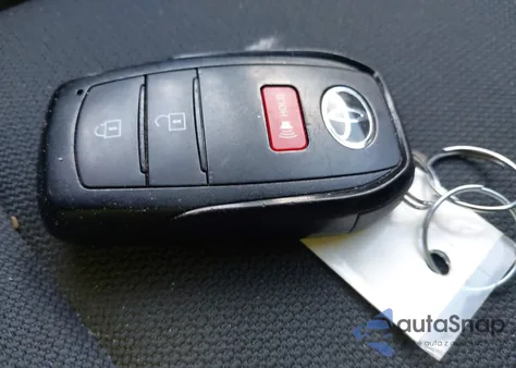 2024 Toyota Corolla Cross Hybrid Se from USA, damaged, VIN 7MUFBABG5RV021835